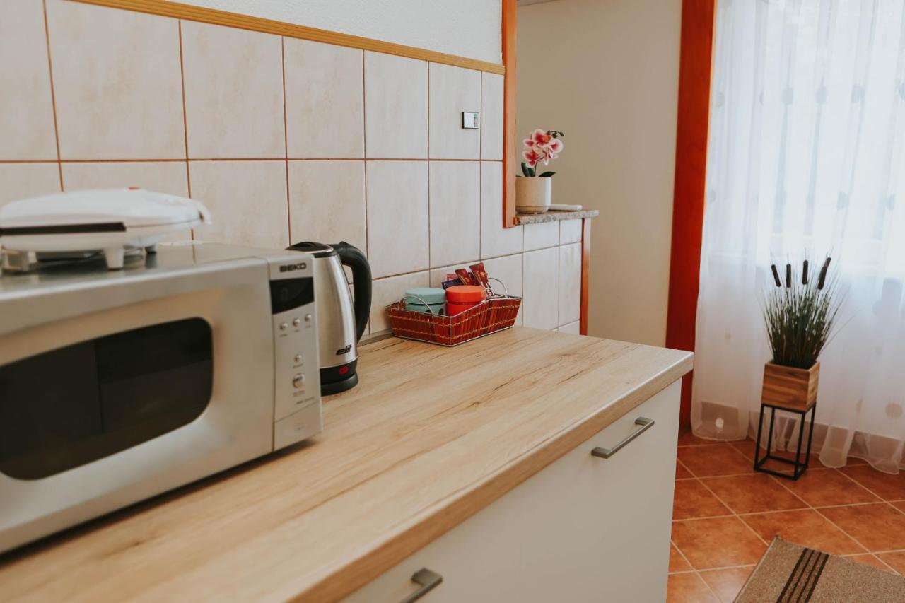 I&T Apartman Gospic Ngoại thất bức ảnh