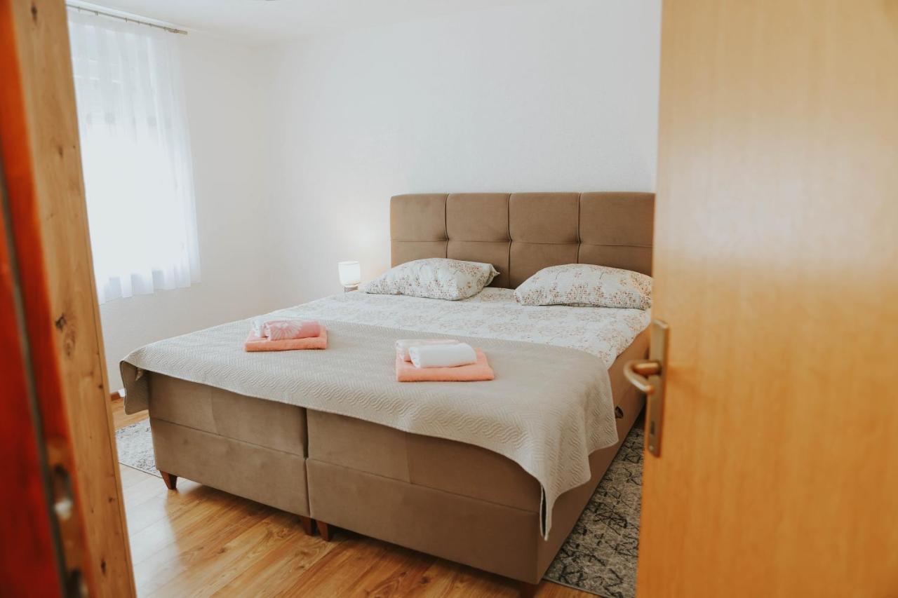 I&T Apartman Gospic Ngoại thất bức ảnh