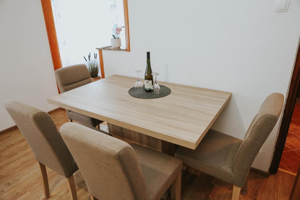 I&T Apartman Gospic Ngoại thất bức ảnh